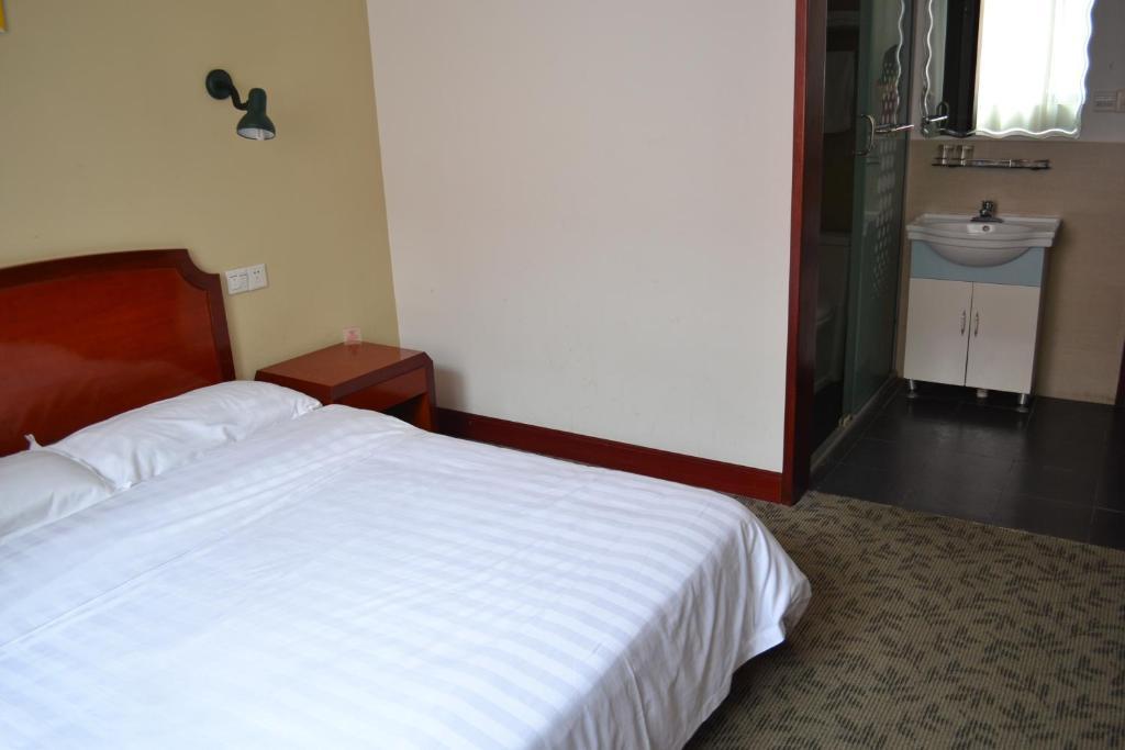 Jingyue 99 Inn Shanghai Pudong Airport Shiwan Branch Kamer foto
